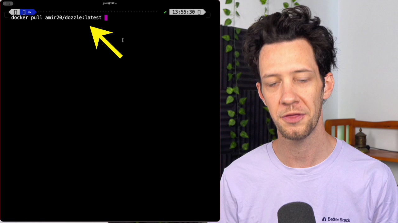 The `docker pull amir20/dozzle:latest` command being executed in the terminal.